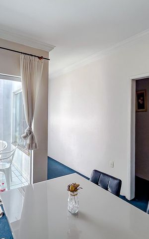 Casa à venda com 320m², 5 quartos e 6 vagasSala de Jantar - Casa 1