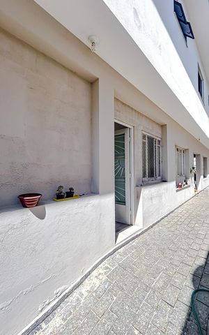 Casa à venda com 320m², 5 quartos e 6 vagasÁrea externa