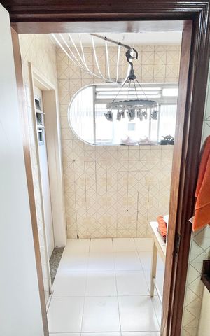 Apartamento à venda com 123m², 3 quartos e 2 vagas Apartamento à venda com 123m², 3 quartos e 2 vagasCozinha