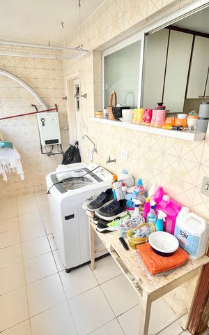 Apartamento à venda com 123m², 3 quartos e 2 vagas Apartamento à venda com 123m², 3 quartos e 2 vagasÁrea de Serviço