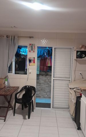 Casa à venda com 130m², 3 quartos e 1 vagaÁrea de serviço