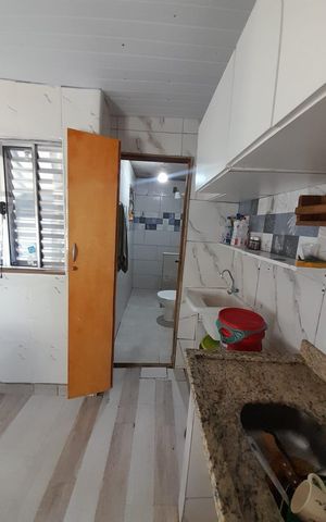 Casa à venda com 130m², 3 quartos e 1 vagaÁrea de serviço