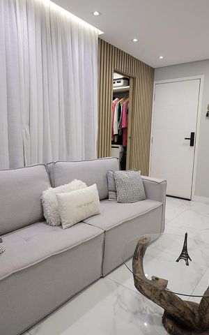 Apartamento à venda com 90m², 2 quartos e 1 vaga Apartamento à venda com 90m², 2 quartos e 1 vagaSala