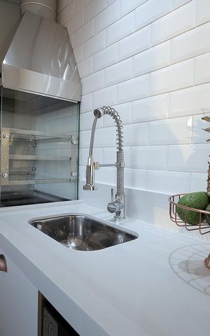 Apartamento à venda com 90m², 2 quartos e 1 vaga Apartamento à venda com 90m², 2 quartos e 1 vagaÁrea de Churrasco e Cozinha