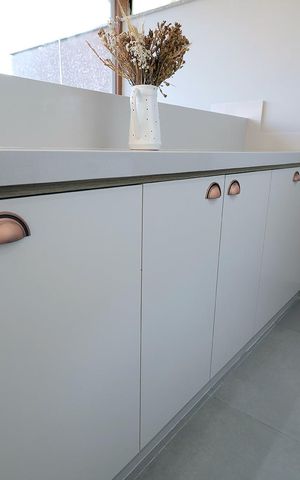 Apartamento à venda com 90m², 2 quartos e 1 vaga Apartamento à venda com 90m², 2 quartos e 1 vagaÁrea de Churrasco e Cozinha