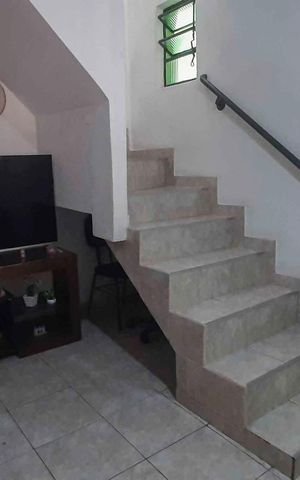 Casa à venda com 139m², 4 quartos e 2 vagas