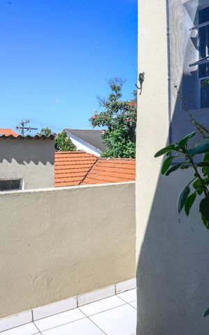 Casa à venda com 175m², 3 quartos e 2 vagas Casa à venda com 175m², 3 quartos e 2 vagasVaranda Quarto 3 - Suite