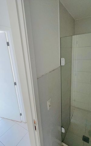Apartamento para alugar com 48m², 2 quartos e 1 vaga Apartamento para alugar com 48m², 2 quartos e 1 vagaBanheiro