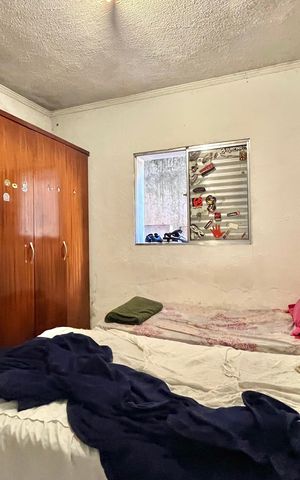 Casa à venda com 110m², 4 quartos e 2 vagas Casa à venda com 110m², 4 quartos e 2 vagasQuarto 2