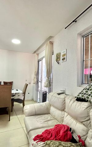 Casa à venda com 110m², 4 quartos e 2 vagas Casa à venda com 110m², 4 quartos e 2 vagasSala 2