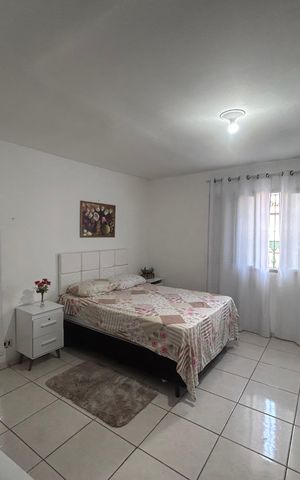 Casa à venda com 225m², 4 quartos e 3 vagasQuarto 1 suíte 1