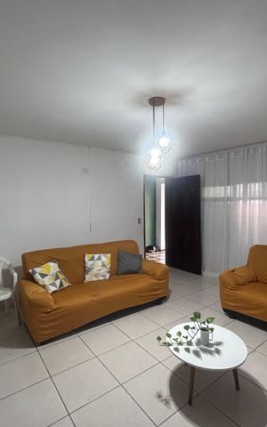 Casa à venda com 225m², 4 quartos e 3 vagasSala 