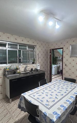 Casa à venda com 225m², 4 quartos e 3 vagasCozinha 1