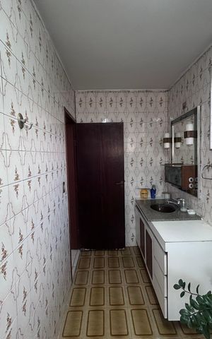 Casa à venda com 225m², 4 quartos e 3 vagasBanheiro da Suíte