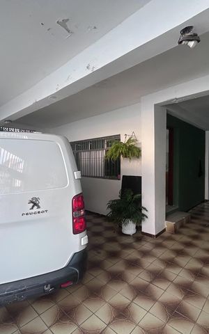 Casa à venda com 225m², 4 quartos e 3 vagasGaragem 