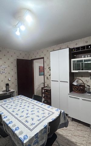 Casa à venda com 225m², 4 quartos e 3 vagasCozinha 1