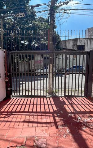 Casa à venda com 101m², 3 quartos e 2 vagas Casa à venda com 101m², 3 quartos e 2 vagasGaragem