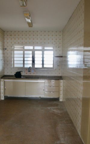Casa para alugar com 405m², 5 quartos e 3 vagas Casa para alugar com 405m², 5 quartos e 3 vagasCozinha