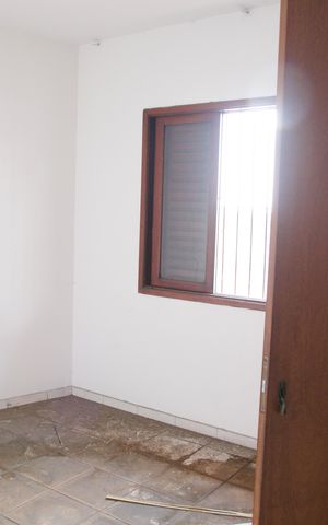 Casa para alugar com 405m², 5 quartos e 3 vagas Casa para alugar com 405m², 5 quartos e 3 vagasQuarto
