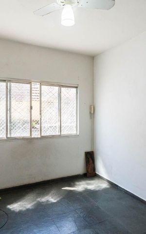 Casa à venda com 200m², 4 quartos e 1 vagaSala  (segunda andar)