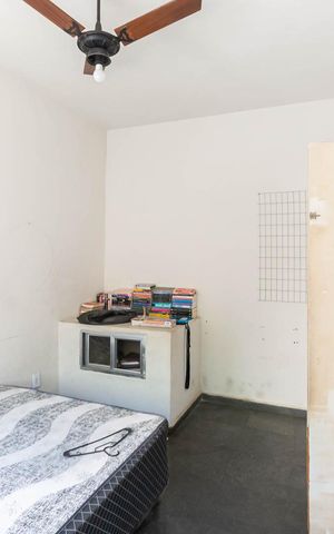 Casa à venda com 200m², 4 quartos e 1 vagaQuarto 3 (segunda andar)