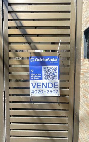 Casa à venda com 200m², 4 quartos e 1 vaga Casa à venda com 200m², 4 quartos e 1 vagaPlaquinha