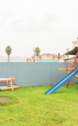 Casa de condomínio à venda com 83m², 2 quartos e 2 vagas Casa de condomínio à venda com 83m², 2 quartos e 2 vagasÁrea comum - Playground