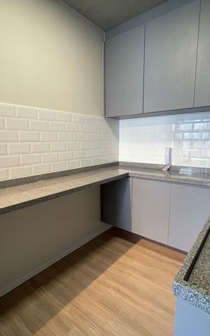 Studio à venda com 28m², 1 quarto e sem vaga Studio à venda com 28m², 1 quarto e sem vagaStudio - Cozinha