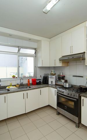 Apartamento à venda com 125m², 3 quartos e 2 vagasCOZINHA
