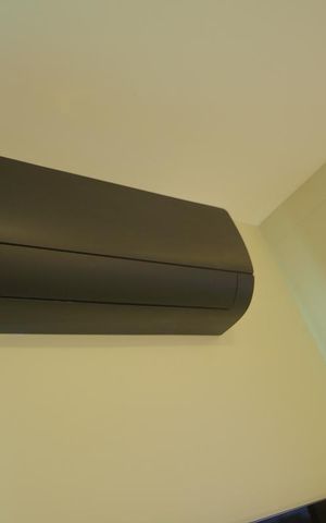 Apartamento para alugar com 76m², 2 quartos e 1 vagaSuíte - Ar condicionado 