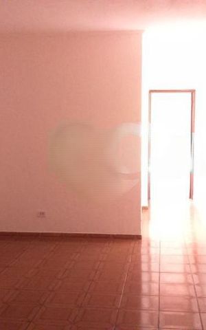 Casa à venda com 220m², 3 quartos e 2 vagas