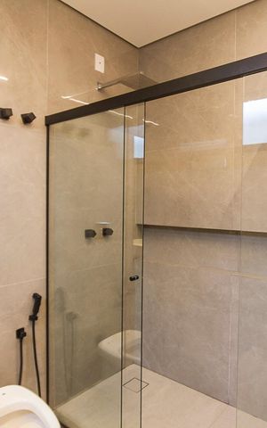 Casa para alugar com 150m², 3 quartos e 4 vagas Casa para alugar com 150m², 3 quartos e 4 vagasBanheiro da Suite 1