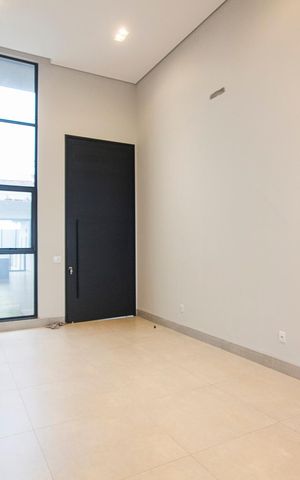 Casa para alugar com 150m², 3 quartos e 4 vagas Casa para alugar com 150m², 3 quartos e 4 vagasSala