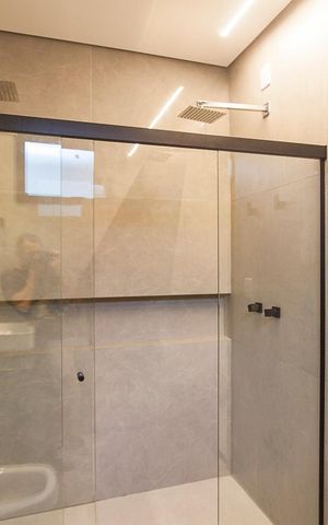 Casa para alugar com 150m², 3 quartos e 4 vagas Casa para alugar com 150m², 3 quartos e 4 vagasBanheiro da Suite 1