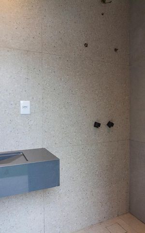 Casa para alugar com 150m², 3 quartos e 4 vagas Casa para alugar com 150m², 3 quartos e 4 vagasBanheiro de Serviço