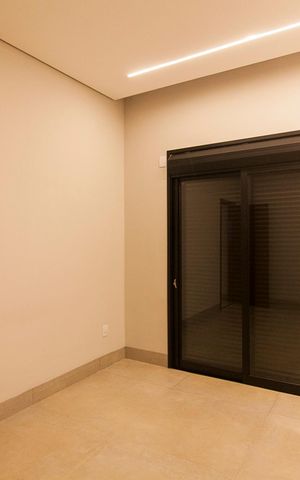 Casa para alugar com 150m², 3 quartos e 4 vagas Casa para alugar com 150m², 3 quartos e 4 vagasSuite 1