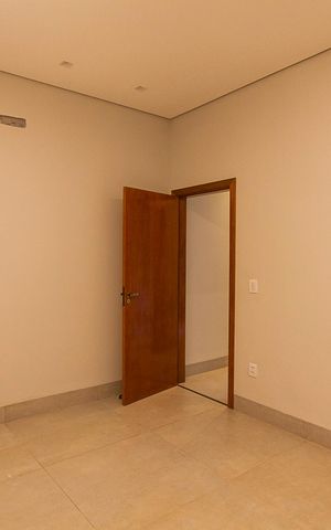 Casa para alugar com 150m², 3 quartos e 4 vagas Casa para alugar com 150m², 3 quartos e 4 vagasSuite 1