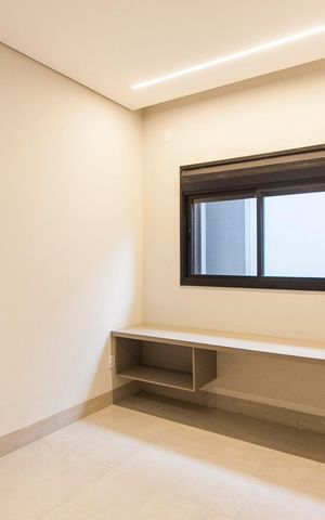 Casa para alugar com 150m², 3 quartos e 4 vagas Casa para alugar com 150m², 3 quartos e 4 vagasSuite 3