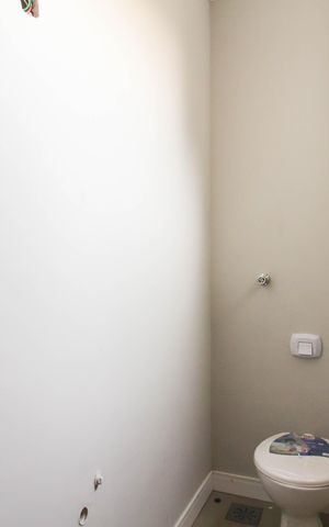 Apartamento à venda com 332m², 5 quartos e 1 vaga Apartamento à venda com 332m², 5 quartos e 1 vagaLavabo