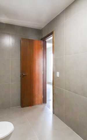 Apartamento à venda com 332m², 5 quartos e 1 vaga Apartamento à venda com 332m², 5 quartos e 1 vagaBanheiro da Suíte 2
