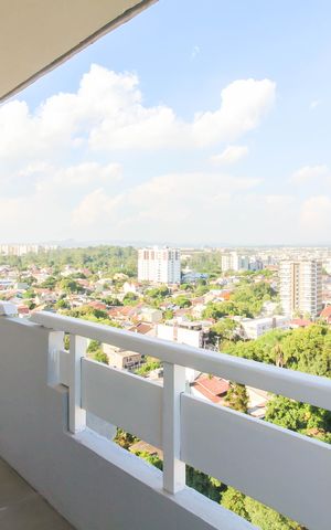 Apartamento à venda com 332m², 5 quartos e 1 vaga Apartamento à venda com 332m², 5 quartos e 1 vagaVaranda da Sala 2