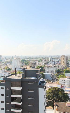 Apartamento à venda com 332m², 5 quartos e 1 vaga Apartamento à venda com 332m², 5 quartos e 1 vagaTerraço