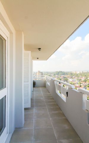 Apartamento à venda com 332m², 5 quartos e 1 vaga Apartamento à venda com 332m², 5 quartos e 1 vagaVaranda da Sala 2