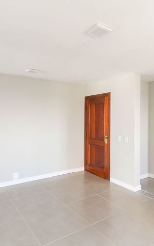 Apartamento à venda com 332m², 5 quartos e 1 vaga Apartamento à venda com 332m², 5 quartos e 1 vagaÁrea gourmet