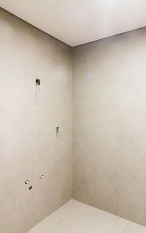 Apartamento à venda com 332m², 5 quartos e 1 vaga Apartamento à venda com 332m², 5 quartos e 1 vagaBanheiro 1