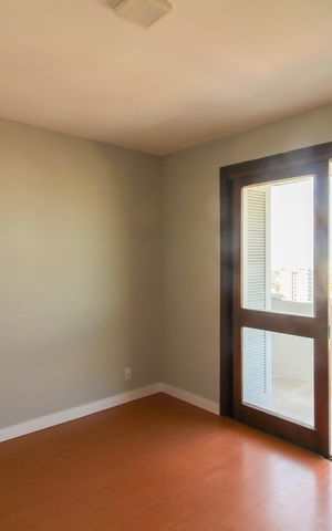 Apartamento à venda com 332m², 5 quartos e 1 vaga Apartamento à venda com 332m², 5 quartos e 1 vagaQuarto 2