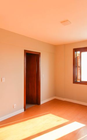 Apartamento à venda com 332m², 5 quartos e 1 vaga Apartamento à venda com 332m², 5 quartos e 1 vagaSuíte 1