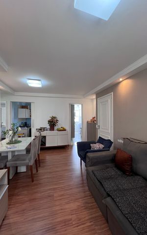 Apartamento à venda com 72m², 3 quartos e 2 vagas Apartamento à venda com 72m², 3 quartos e 2 vagasSala
