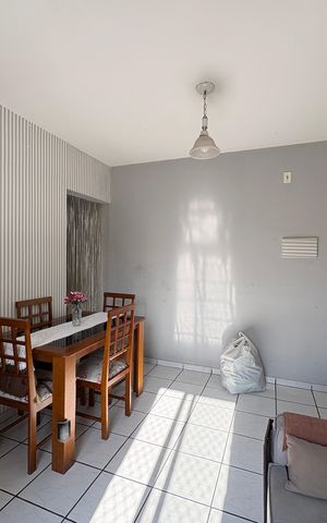 Apartamento à venda com 49m², 2 quartos e 1 vaga Apartamento à venda com 49m², 2 quartos e 1 vagaSala
