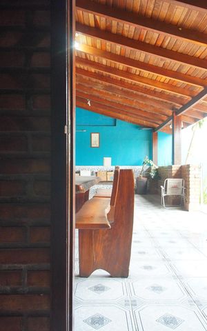 Casa à venda com 170m², 1 quarto e sem vagaLavabo
